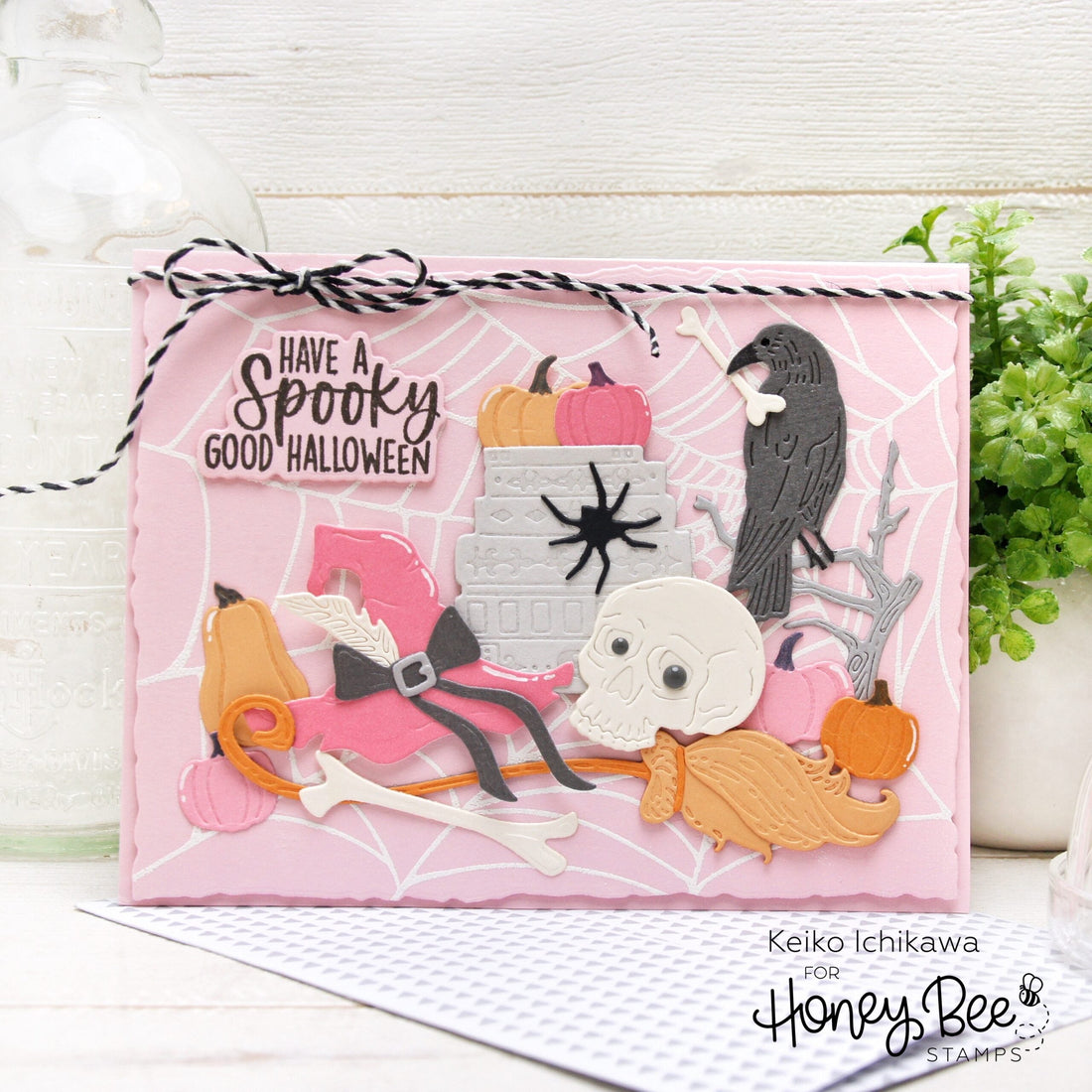 Halloween Die Cut Scene Card - Honey Bee Stamps