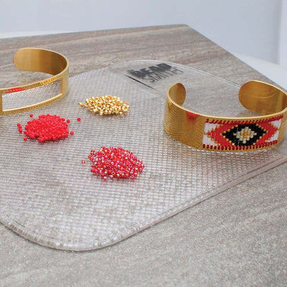 7.5" x 5.5" Large Clear Sticky Bead and Embellishment Mat - Honey Bee Stamps