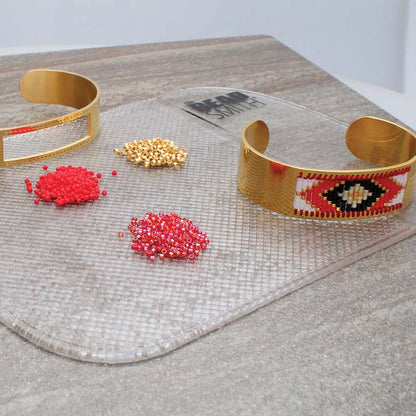 7.5" x 5.5" Large Clear Sticky Bead and Embellishment Mat