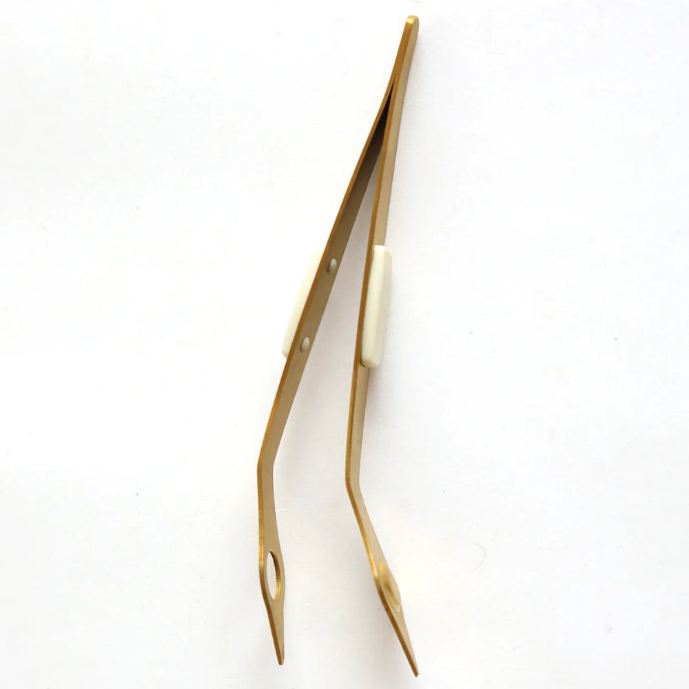 Anna Griffin Magnetic Tweezers for Picking Up Dies and Hot Foil Plates - Honey Bee Stamps