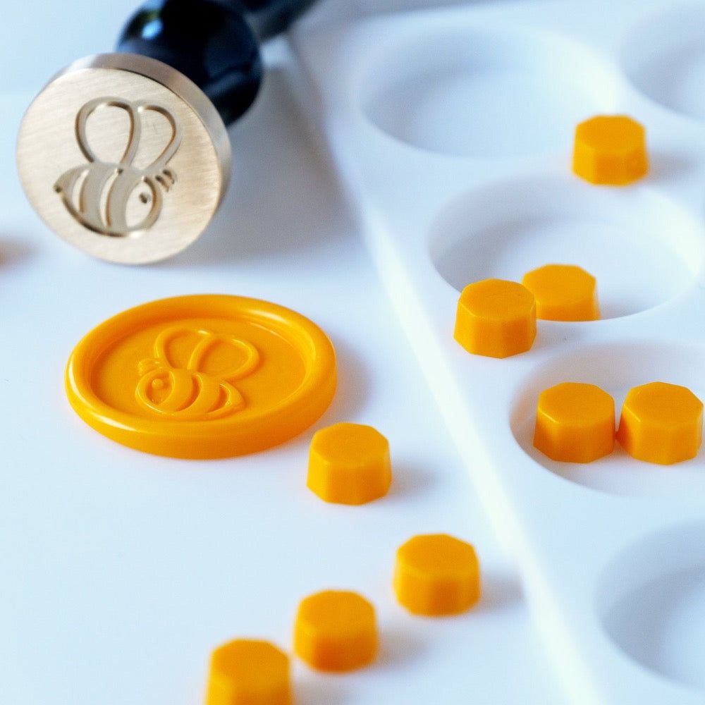 Bee Creative Versatile Silicone Craft Mat - Honey Bee Stamps