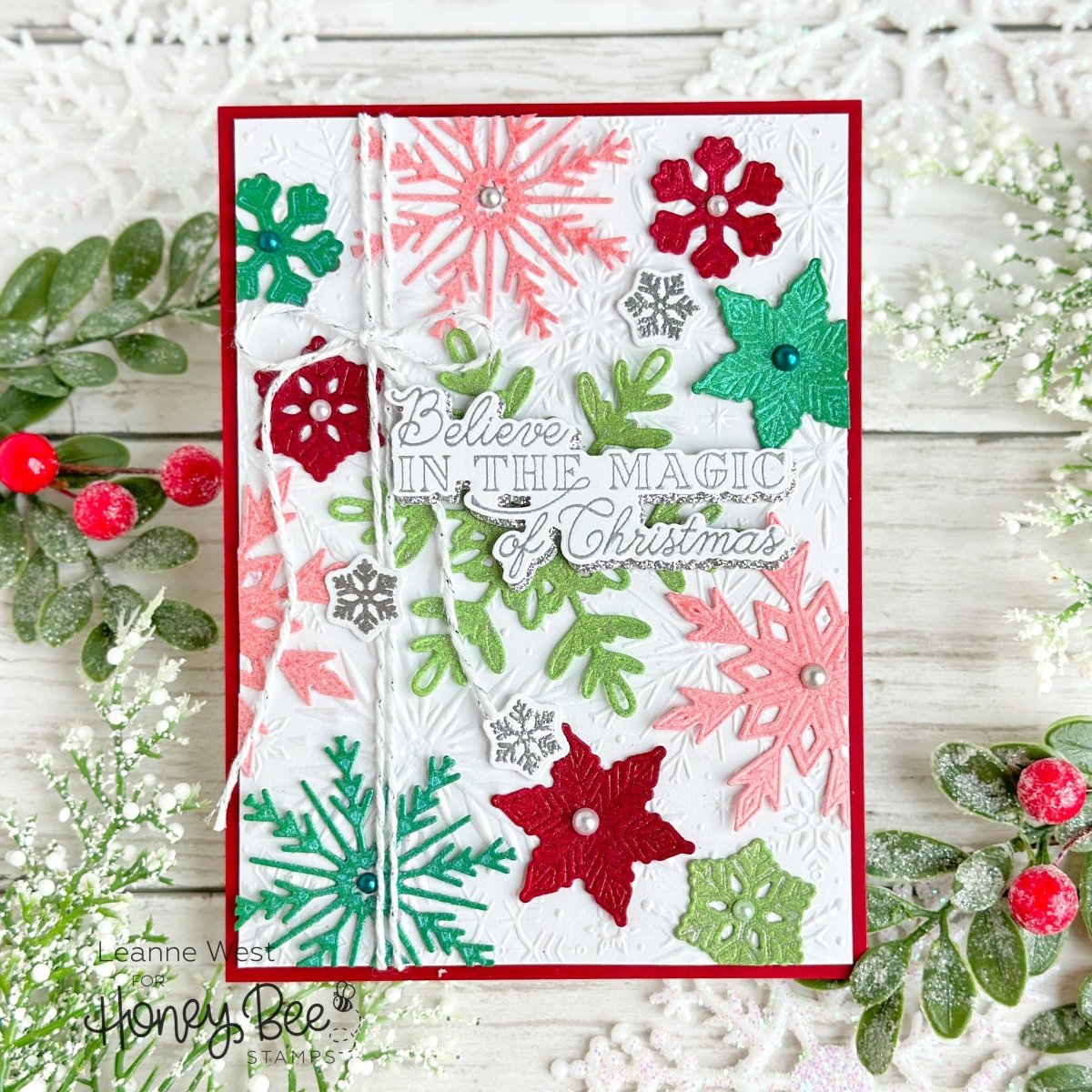Lovely Layers: Large Snowflakes - Honey Cuts - Stand - Alone Dies - Honey Bee Stamps