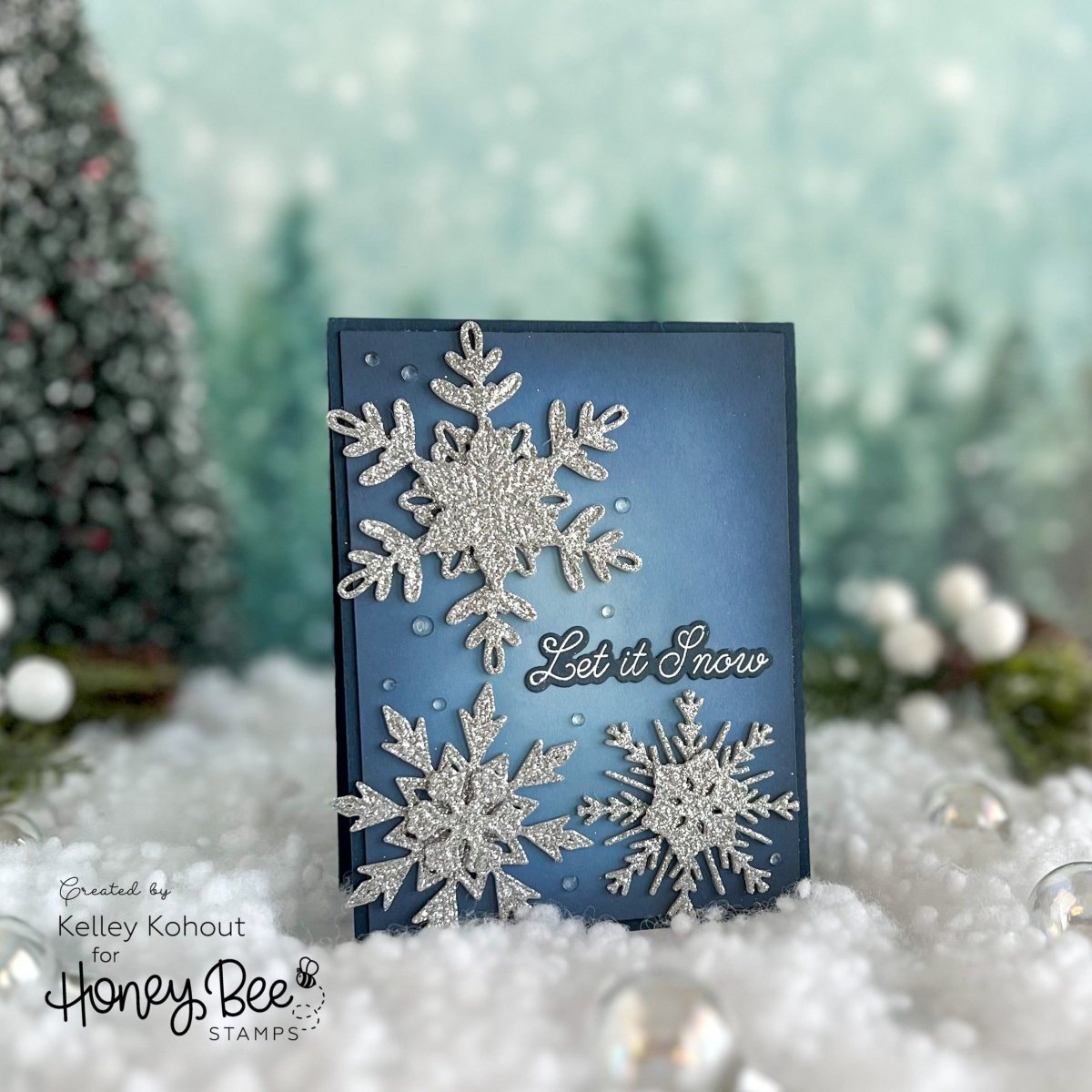 Lovely Layers: Large Snowflakes - Honey Cuts - Stand - Alone Dies - Honey Bee Stamps