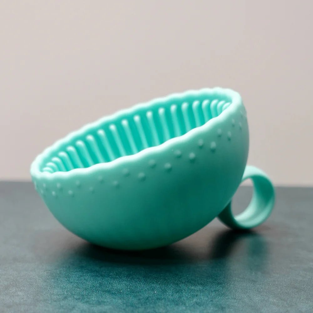 Scrubby Cup For Blending Brushes And More by Trinity Stamps - Honey Bee Stamps