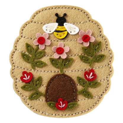 Spellbinders Felt Floral Beehive Etched Dies From The Summer Felt Stitch & Create Collection By Nichol Spohr - Honey Bee Stamps